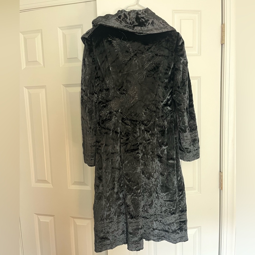 Black Silky Coat Jaeger Limited Edition - Picture 13 of 17